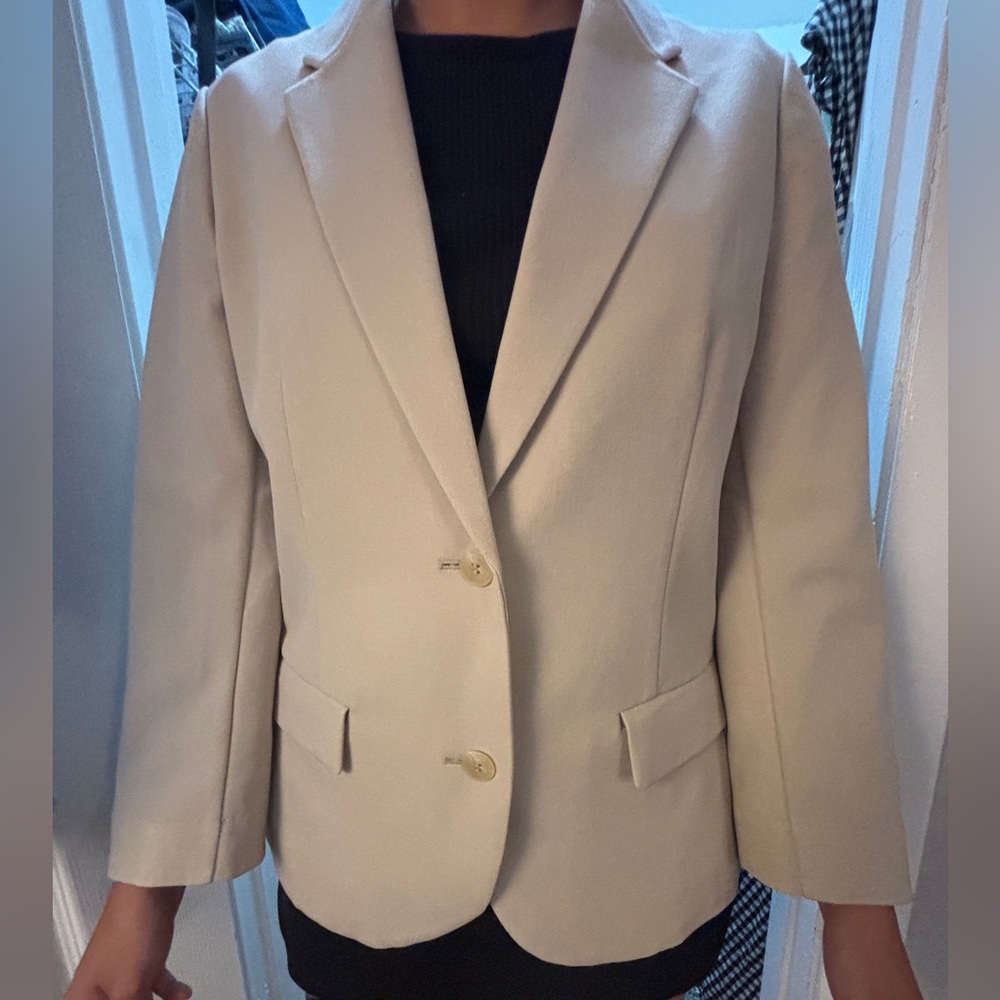 Uniqlo Classic Women Cream Blazer